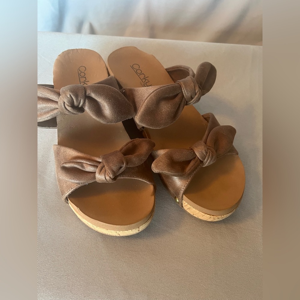 Brown Bow Women's Sandals